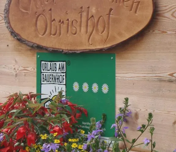 Arche Hof Oebristhof Апартаменты