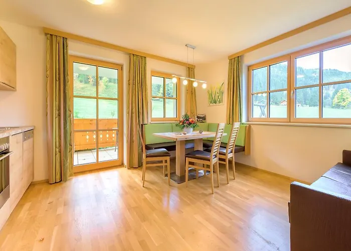 Апартаменты Arche Hof Oebristhof *